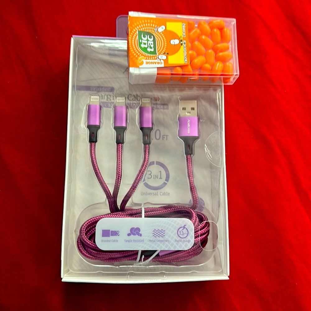 iPhone 3 in 1 Braided charger